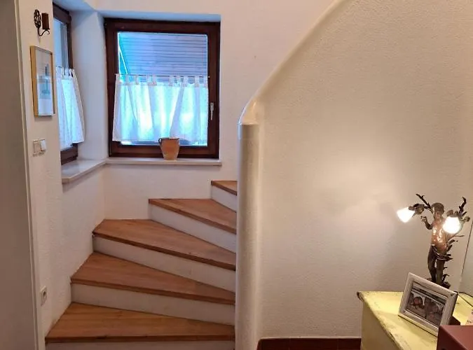 בית אירוח Art&deco בלד